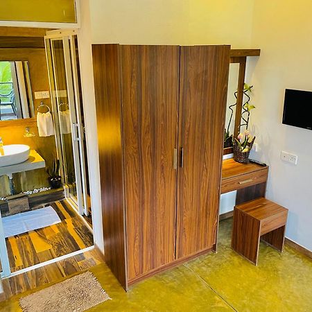 8 Plus Motels Негомбо Екстер'єр фото