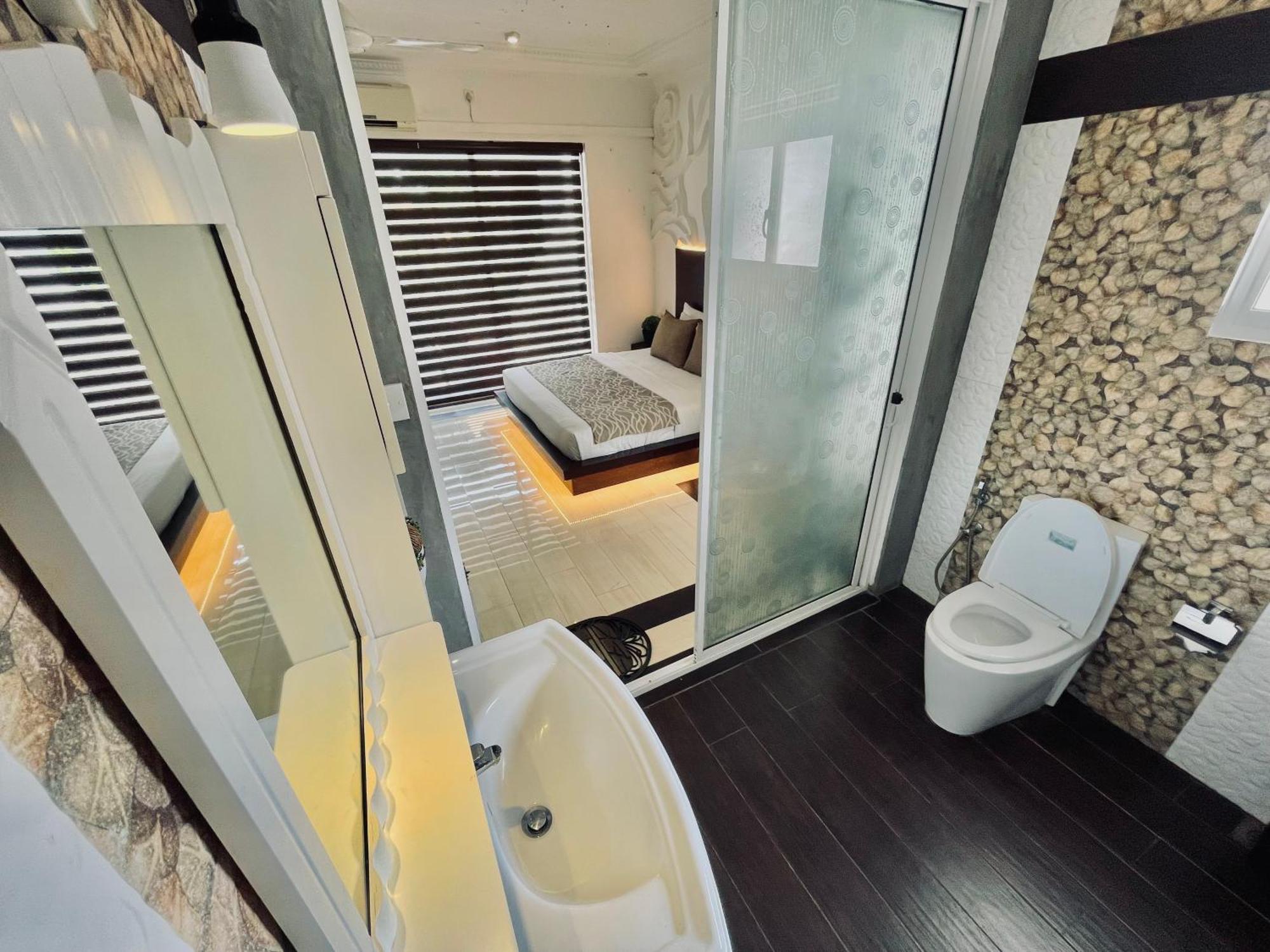 8 Plus Motels Негомбо Екстер'єр фото