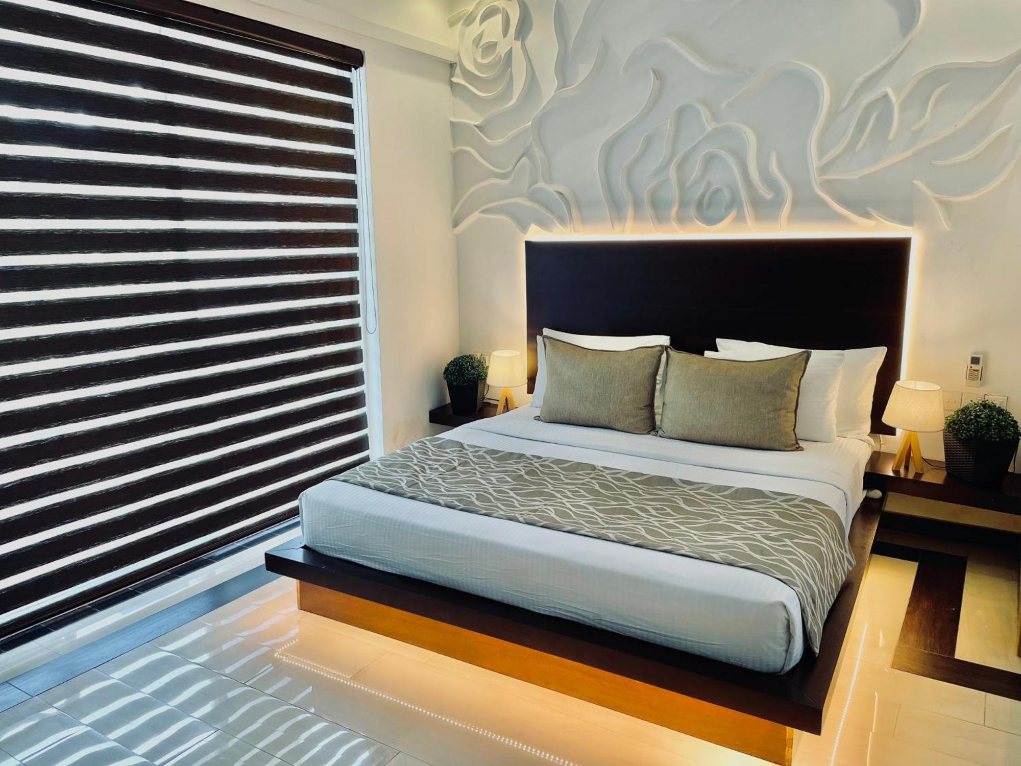 8 Plus Motels Негомбо Екстер'єр фото